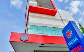 Mega Moda Goiania Hotel